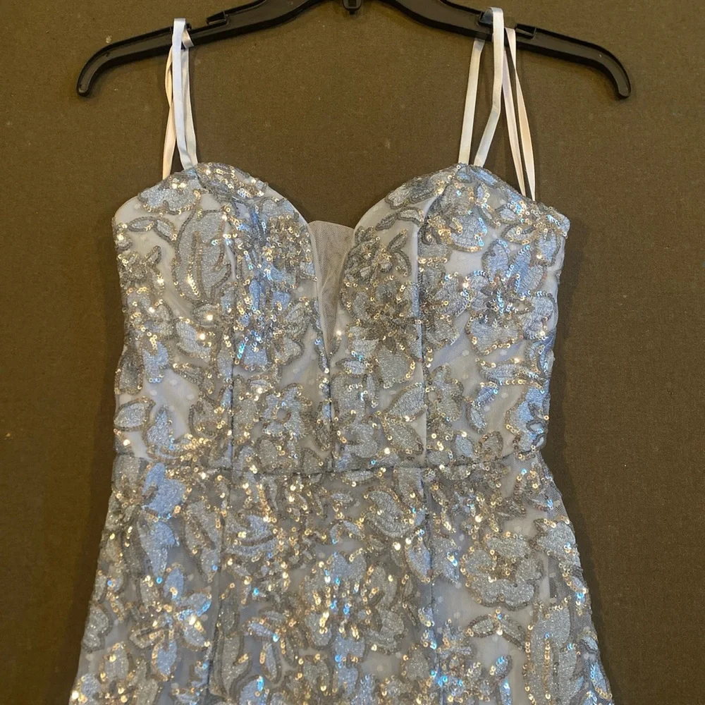Elegant Light Blue Evening Dress - Picture 2 of 4
